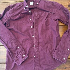 American Eagle Button-Down Shirt
